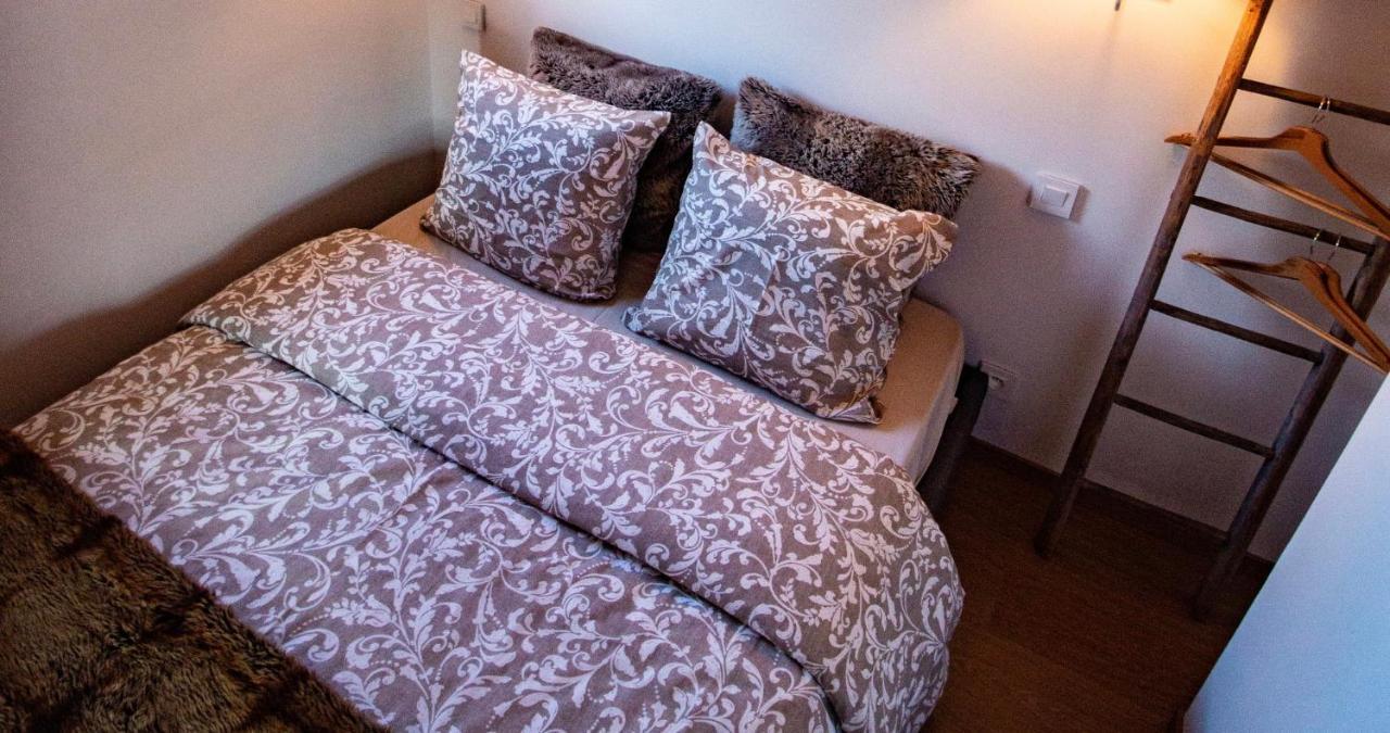 Cab'Ane Appartement Guémar Buitenkant foto